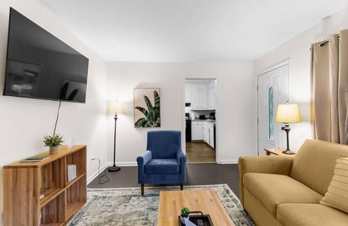 New Castle Casa | Park Drive Picturesque