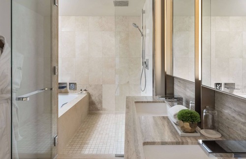 Magnificent Mile Hotel | Park Hyatt Chicago