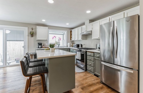 Everett Casa | Park,Mountain View,Near Downtown Everett,Boeing, Seattle Premium Outlets,casinos