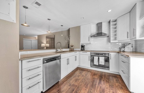 Washington Park West Casa | Vistas al parque! Apartamento de diseño para 30 días + alquiler