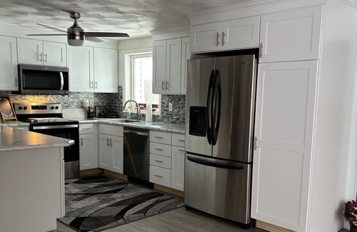 Brookville Casa | Parkers Stay and Play is steps from the Pinecrest Country Club.