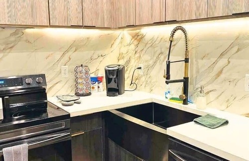 DeBaliviere Place Apartamento | Parking Gym Pool W&D Near BJ Hospital