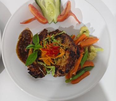 Sidemen Hotel | parkir