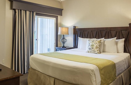 Lackey Complejo | Parkside Williamsburg Resort, 1br deluxe villa, free WiFi and parking.