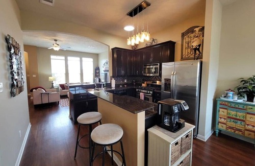 College Station Casa | Parkview House @ Autumn Lake