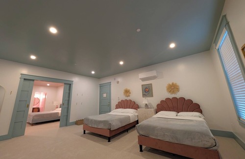 Goshen Cama Y Desayuno | Parkway House Goshen Bed & Breakfast-Suite #1 - Boutique Style Family Friendly