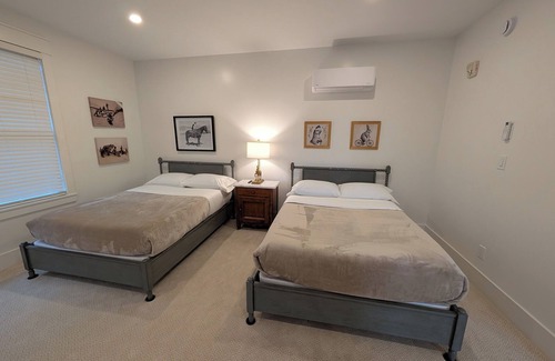Goshen Cama Y Desayuno | Parkway House Goshen Bed & Breakfast-Suite #2 - Boutique Style Family Friendly