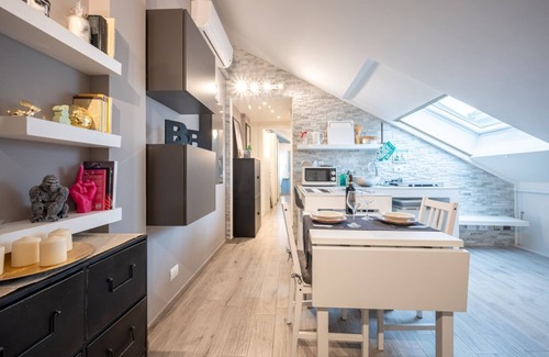 San Leonardo Apartamento | Parma Sweet Mansarda Apartment