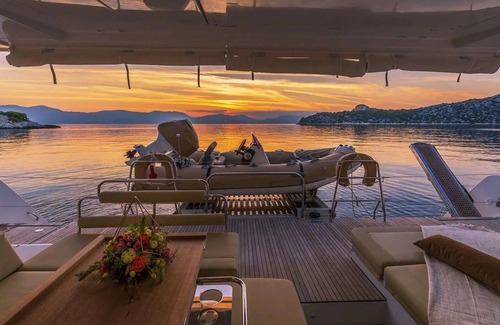 Naousa Alquiler De Eote | Paros Catamaran - Catamaran in Paros - Flo 52 by Fantasia Villas