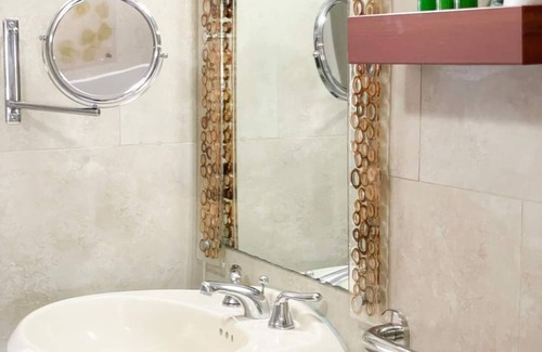 Hospital Hotel | Parque del Lago Boutique Hotel