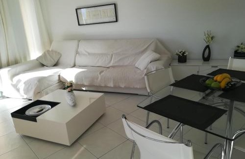 Los Cristianos Apartamento | Parque Tropical I