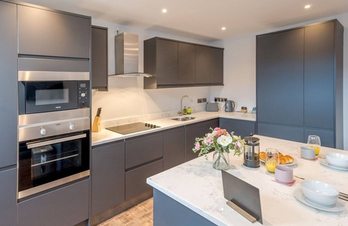 Shrewsbury Apartamento | Pass the Keys | 5B One bedrom Central Modern Apartment