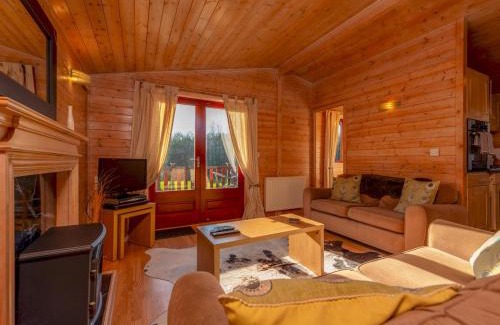 Bridgnorth Casa | Pass the Keys Astbury Falls Escape – A Tranquil Stay in Nature