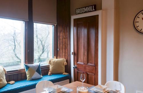 North West Apartamento | Pass the Keys Beautiful, traditional 2 bed flat w free parking