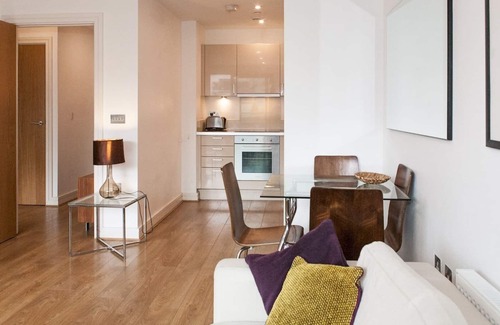 Bromley South Apartamento | Pass the Keys | Central and very Modern Apartment with a Balcony