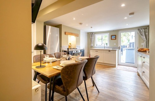 Shrewsbury Casa | Pass the Keys | Charming 2 Bed Townhouse Short Walk To The River