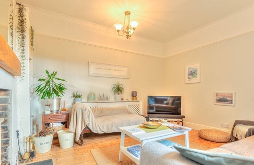 Ironbridge Casa | Pass the Keys | Cosy 2 Bed Cottage With Views of The Iron Bridge