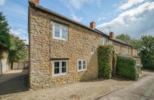 Chipping Norton Casa | Pass the Keys Cotswold Country Style Living Chipping Norton