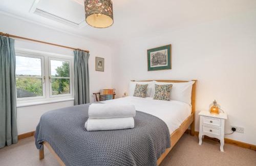 Chipping Norton Casa | Pass the Keys Cotswold Country Style Living Chipping Norton