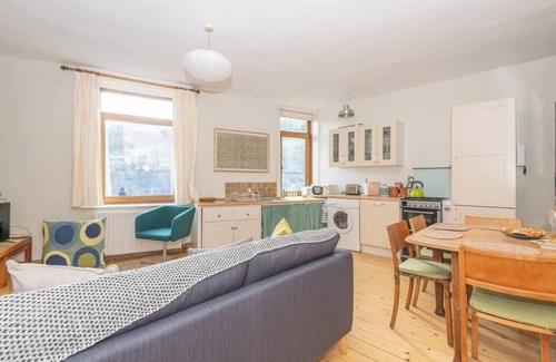 Wadsworth Casa | Pass the Keys | Family Haven -Amazing Views-Heart of Hebden Bridge