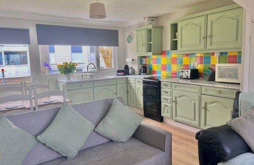 Pembroke Casa | Pass the Keys | Seaside Escape Freshwater East