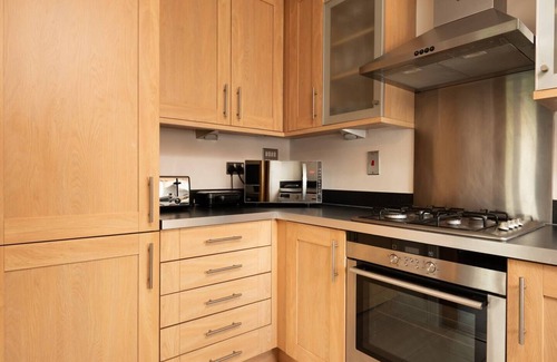Sindlesham Apartamento | Pass the Keys | Will's apartment · Nirvana Retreat with Parking