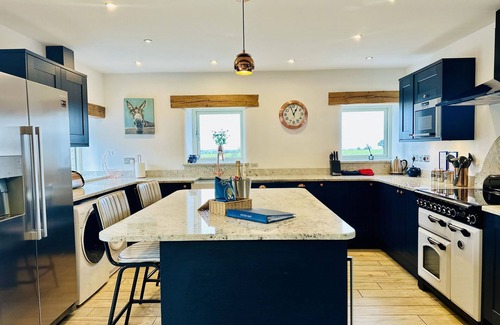 Leek Cabaña | PASTURES BARN, pet friendly, character holiday cottage in Leek