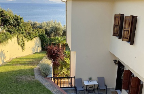 Lefokastron Casa | Pathway to the sea