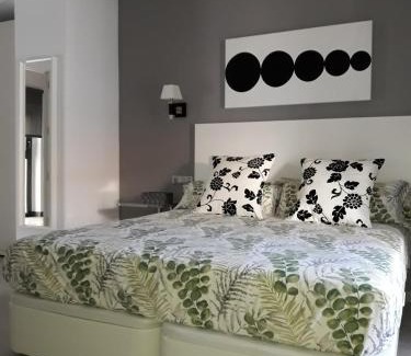 Santiago Apartamento | Patio de la Escalera - Agustín Moreno 46