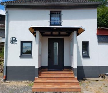 Wiehl Casa | Patsada Cottage