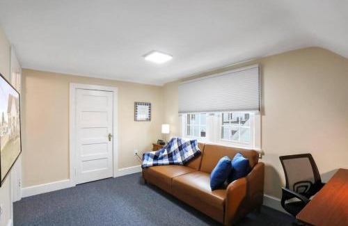 Frederick Casa | Patty's Place in Downtown Frederick