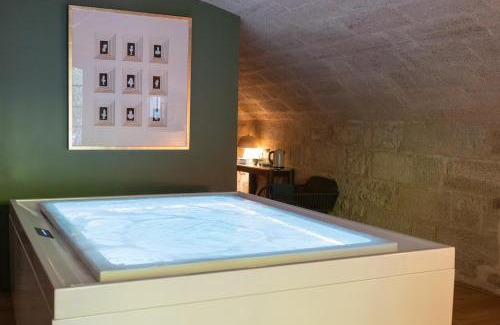 Lussac Cama Y Desayuno | Pavillon des Millésimes, Piscine & SPA