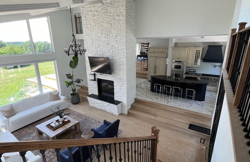 Bradford West Gwillimbury Casa | Peaceful Country Escape | Smart Home, Near Wonderland & Lake Simcoe