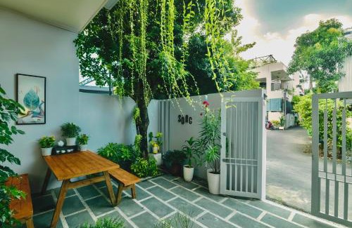 Ngu Hanh Son Casa | Peace by the sea I Tourist area I Garden Homestay