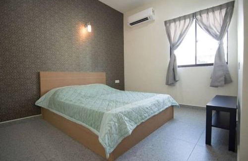 Kampung Kastam Casa | Peace Casa - Homely & Cosy