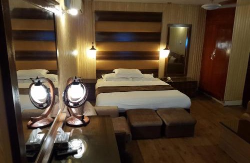 F-8 Sector Cama Y Desayuno | Peace Guest House