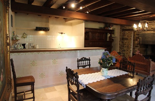 Comblessac Casa | LA PAZ, DE PRIVACIDAD E HISTORIA-todo ello envuelto en un entorno mágico