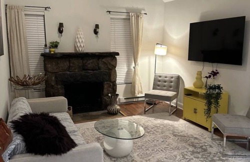 Stamford Apartamento | Peaceful 2-bedroom apartment in wonderful Stamford with WiFi, AC