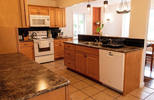 Loudonville Casa | Peaceful 3-Bedroom Countryside Home Near Mohican with Fireplace, & Patio