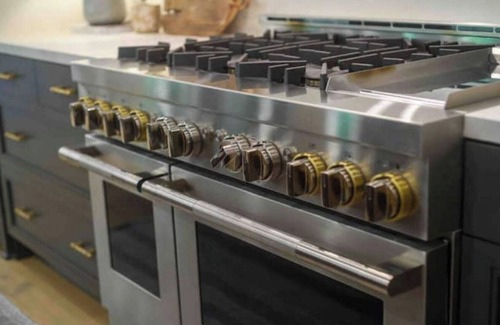 Estill Springs Casa | Peaceful 5-bedroom house right on the water in Estill Springs