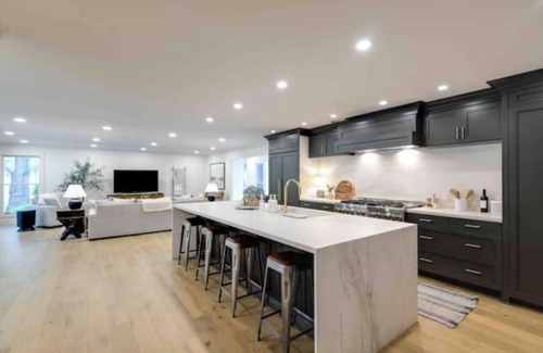 Estill Springs Casa | Peaceful 5-bedroom house right on the water in Estill Springs