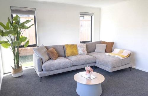 Pukehangi Casa | Peaceful 5 bedrooms Retreat