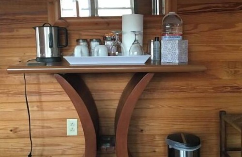 Jasper Casa | Peaceful and private cabin overlooking the Little Buffalo River.