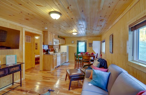 Beattyville Cabina | Peaceful Beattyville Cabin Near Red River Gorge!