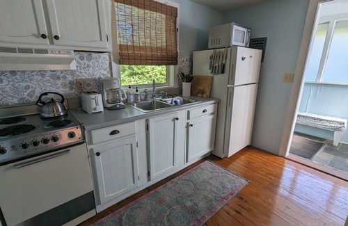 Mossy Oaks Cabaña | Tranquila Beaufort Guest House, perfecta para parejas o familias