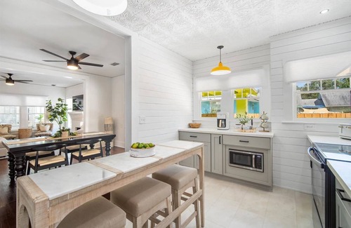 Bradenton Casa | Peaceful Bungalow Near Ana Maria Island Ferry, 2BR, Parking, WiFi, Outdoor Space