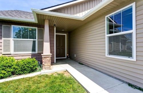 Meridian Casa | Peaceful & Comfy Single Level Town Home (90)