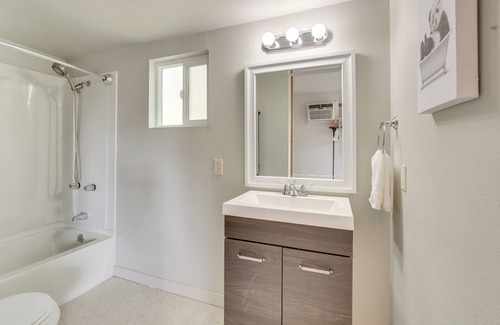 Temecula Apartamento | Peaceful Cottage ~ 3 Mi to Old Town & Wineries!