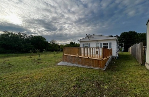 Hugo Casa | Peaceful Cottage home just 6 minutes from Choctaw Casino