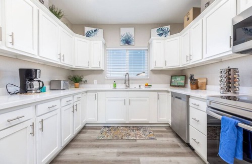 Ridgecrest Apartamento | Peaceful Escape-4 Bathrooms!
